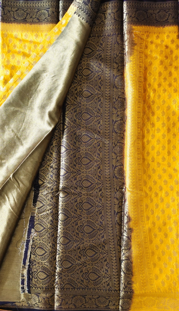 Semi Khaddi Georgette Saree